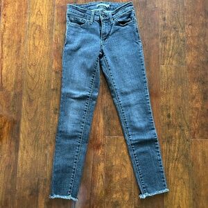 Levi’s 711 skinny jeans